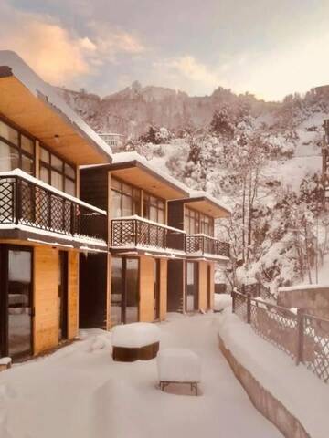 Фотографии Шале Cottage Chalet in Kvariati г. Квариати (Грузия) №1 Фото Шале Cottage Chalet in Kvariati г. Квариати 1