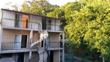 Фото номера Трехместный номер с основными удобствами Гостевой дом Guest House 118 г. Квариати 13