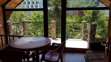 Фото номера Вилла Виллы Cottages at Villa Del Mar Kvariati г. Квариати 4